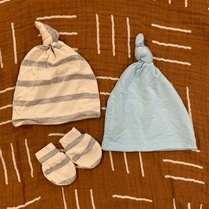 Lou Lou and Company knotted hats/mittens